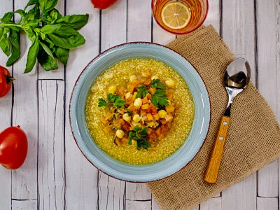 Recipe kit High-protein quinoa and chickpea soup